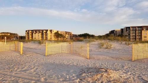 Folly Field Complejo | Seawatch at Island Club