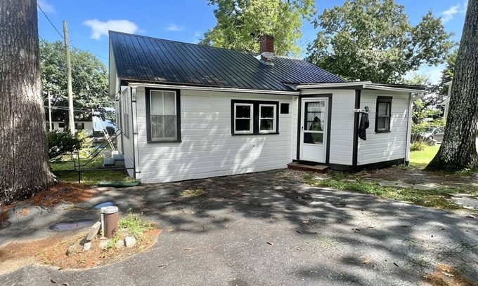 Standish Cabaña | SEBAGO LAKE ACCESS