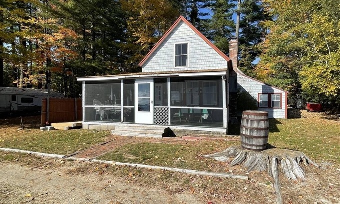 North Sebago Cabaña | SEBAGO LAKE BEACHFRONT - FRIDAY-FRIDAY RENTAL