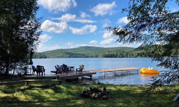 La Peche Cabaña | Secluded 4-season lakeside cottage retreat
