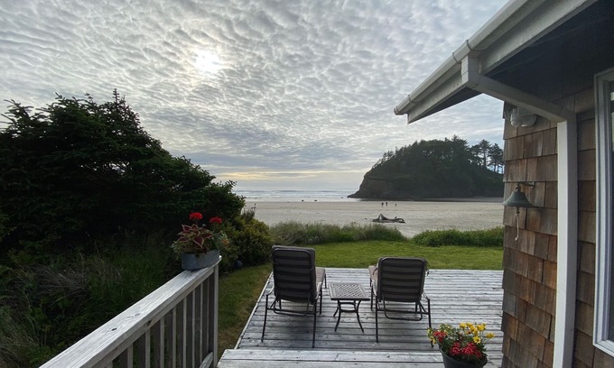Neskowin Casa | Casa frente a la playa aislada y actualizada con vistas espectaculares