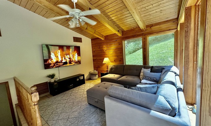 Townsend Cabina | ¡22 acres de paraíso a poca distancia de Cades Cove y el Parque Nacional!