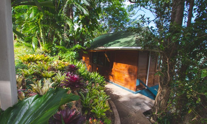 Parlatuvier Cabaña | ~ Bay View ~ Cottage ~