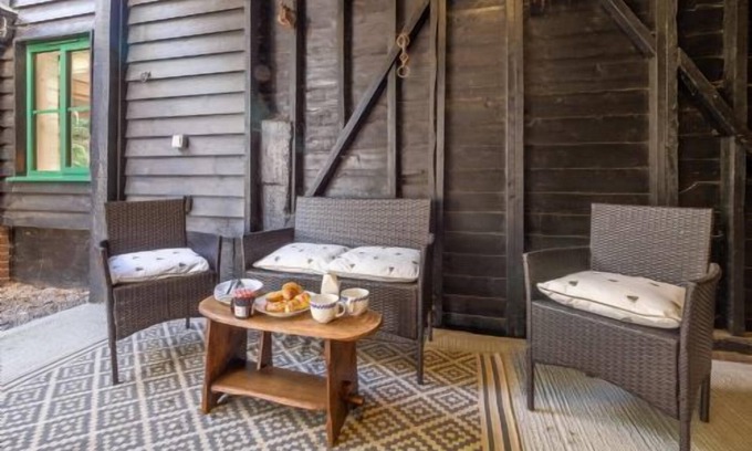 Colchester Cabaña | Secluded cottage in pretty countryside with woods & walks - Bradleys Barn