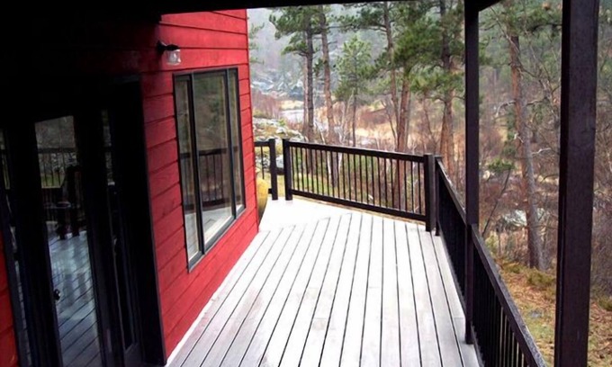 Rapid City Casa | Secluded Creekside cabin with access to the best swimming hole on Spring Creek