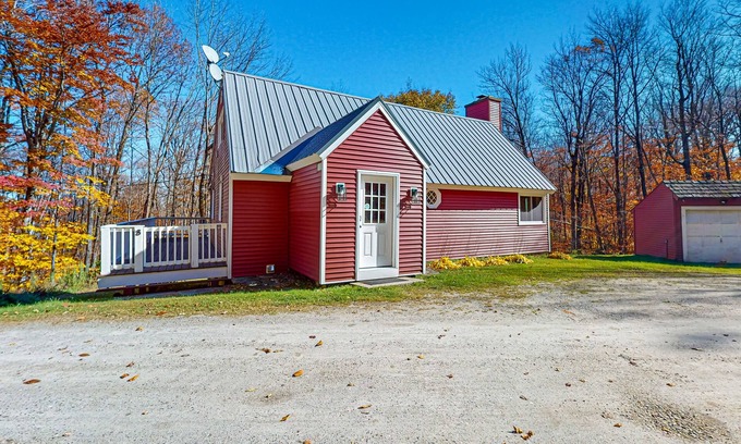 Stratton and Bromley Ski Areas Casa | Secluded dog-friendly mountain home near Stratton w/ firepit & deck