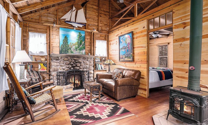 Holland Cabaña | Secluded dog-friendly retreat with beach access