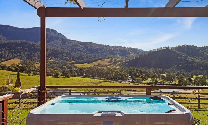 Calderwood Otro | Secluded farm house stay - Private Pool & heated Spa