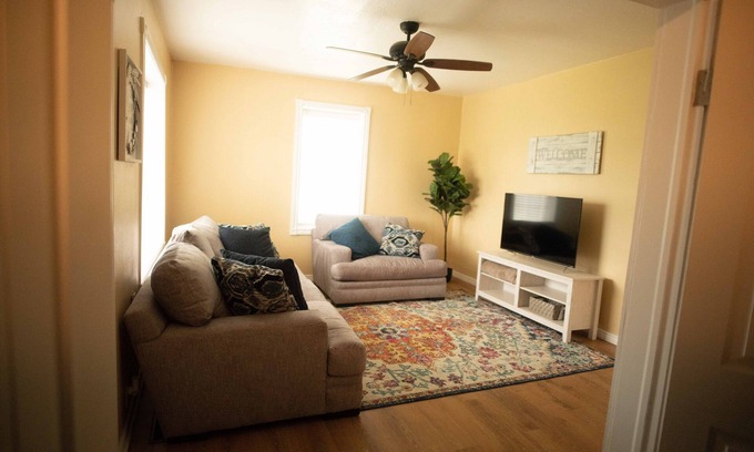 Bancroft Casa | Secluded Farmhouse Country Setting close to Lava Hot Springs!