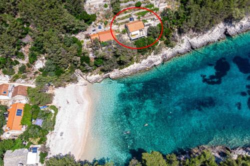 Zrnovo Casa | Secluded fisherman's cottage Cove Bratinja Luka, Korcula - 12599