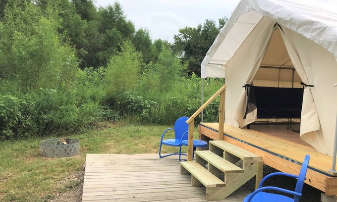St. Charles Cabaña | Glamping St. Louis - Corriente de aire de ensueño