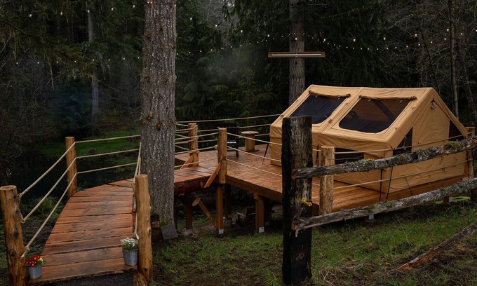 Port Angeles Alquiler De RV | Secluded glamping tent in the foothills of the Olympic Mountains.