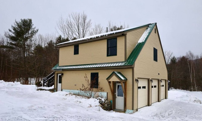West Paris Apartamento | Secluded Guest House