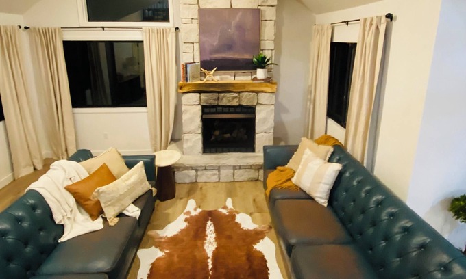 Shipshewana Casa | Secluded, handcrafted 4-bedroom house in Amish country, Shipshewana