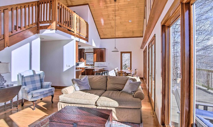 Kedron Casa | Secluded Hilltop Columbia Home w/ Deck + Views!
