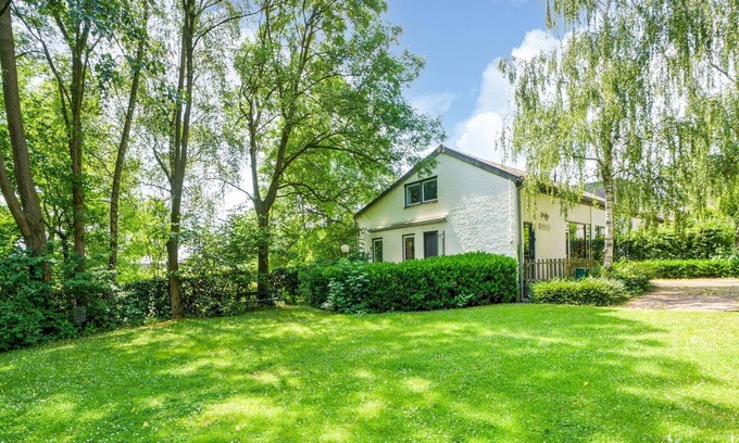 Municipality of Meerssen Casa | Casa de vacaciones aislada en Ulestraten con jardín