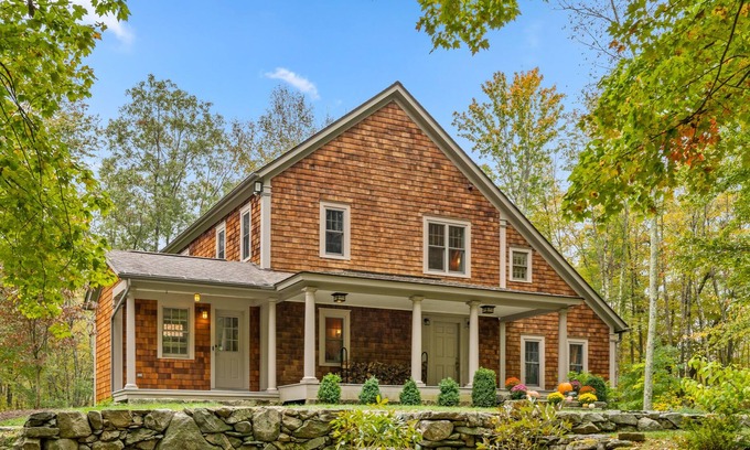 Kent Casa | Secluded Home in Kent CT surrounded by 2,500 Acre Park