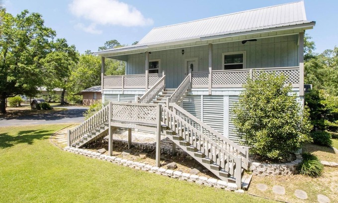 Pass Christian Casa | Secluded Home on Canal 1 Mile to Beach