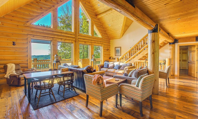 Eldorado Cabina | Secluded Iowa Home Near Hiking & Fishing!