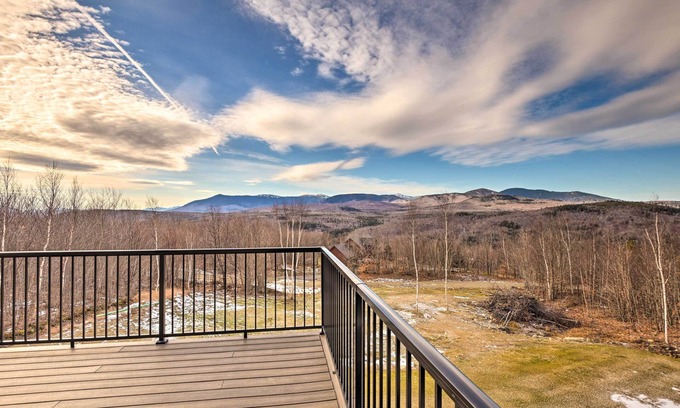 Carrabassett Valley Casa | Secluded Kingfield Abode w/ Idyllic Mtn Views