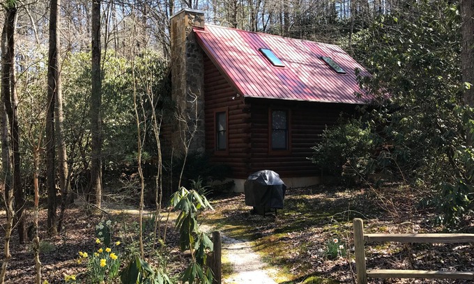Sautee Nacoochee Cabina | Cabaña de troncos aislada en el arroyo; cerca de Helen, Anna Ruby Falls y Unicoi; SIN CARGOS
