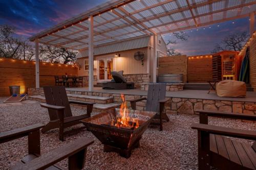 Wimberley Casa | Secluded Luxury Couples Cabin with a Sauna and a Pool, Perfect for a Romantic Weekend in Texas Hill Country