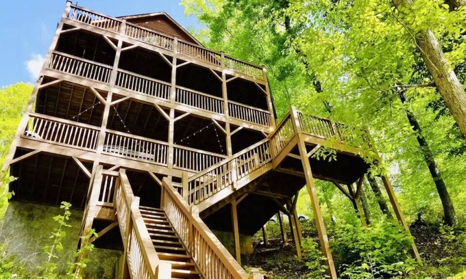 Lakeside Estates Casa | Secluded Norris Lake Waterfront Home with Dock - Seconds from Jumping Bridge!