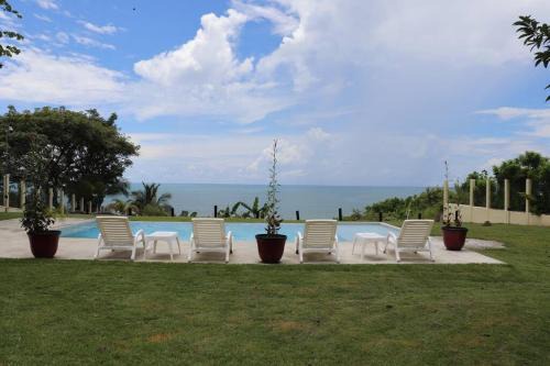 El Palmar Casa | Secluded Ocean Front Overlooking the Marina