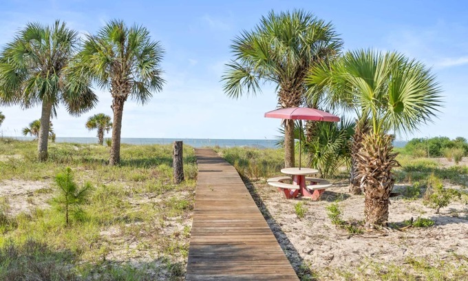 Indian Pass Casa | Secluded Palms | 3 Bed, 2.5 Bath