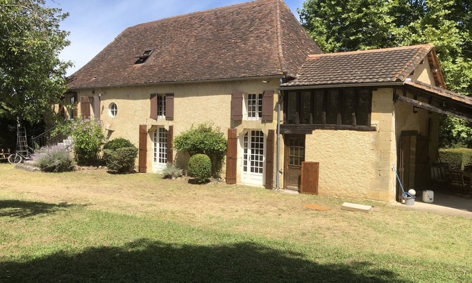 Saint-Germain-et-Mons Otro | Impresionante casa de campo 300 años de edad, con grande (16 * 8m) piscina privada y jardines