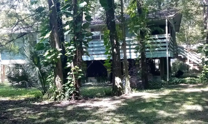 Hernando Cabaña | Secluded Riverfront Cottage