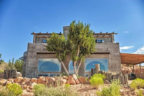 San Ysidro Casa | Secluded San Ysidro House with Desert Views!