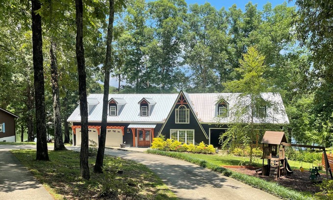 Jasper Casa | "SECLUDED SERENITY" - Few steps to the dock - Near Duncan Bridge Marina
