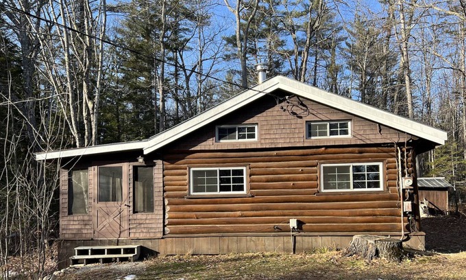 Sunday River Area Cabina | Secluded Ski Chalet Perfect For Your Next Getaway!