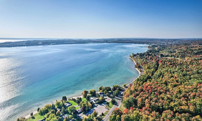 Suttons Bay Cabaña | Secluded Suttons Bay Retreat w/ Fire Pit!