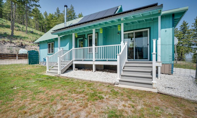 Tonasket Apartamento | Secluded Washington Cabin Near Hikes & Lakes!