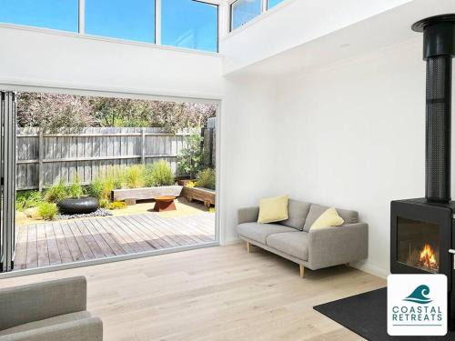 Inverloch Casa | Seclusion in The Crescent