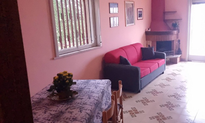 Zafferana Etnea Casa | Second floor in villa at the foot of Etna panoramic for mountain lovers.