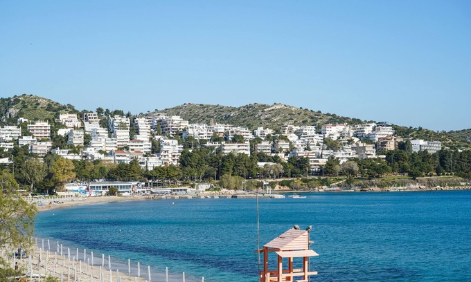 Vouliagmeni Apartamento | Secret Aktis by BluPine