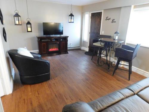 Cody Casa | Secret Cottage Yellowstone 1 bd 2 beds dtwn #1