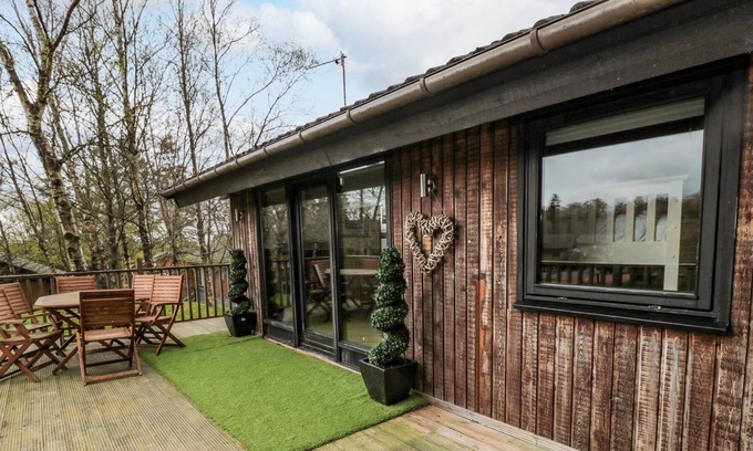 Otterburn Cabaña | SECRET LODGE, pet friendly, character holiday cottage in Otterburn