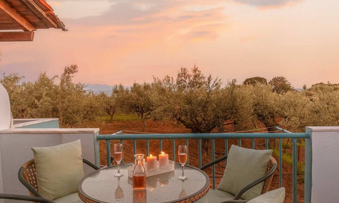 Pylos-Nestoras Apartamento | Retiro de verano secreto: ubicación perfecta