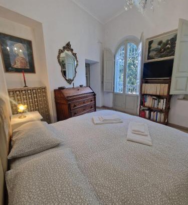 Perugia Casa | Secret villa's city garden