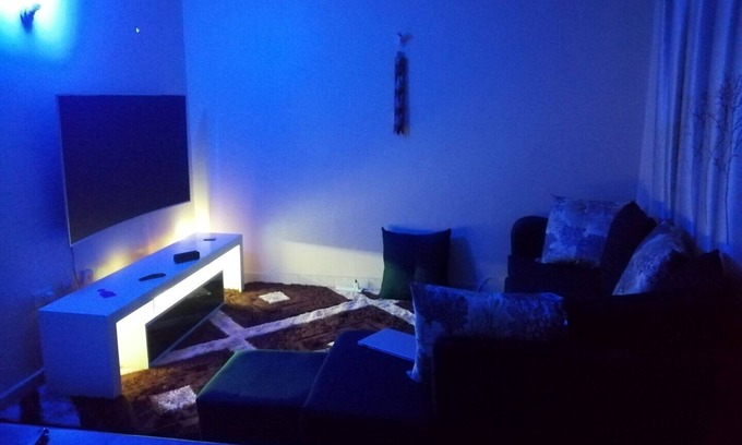 Juja Apartamento | Apartamento seguro y sereno con Netflix e internet de alta velocidad