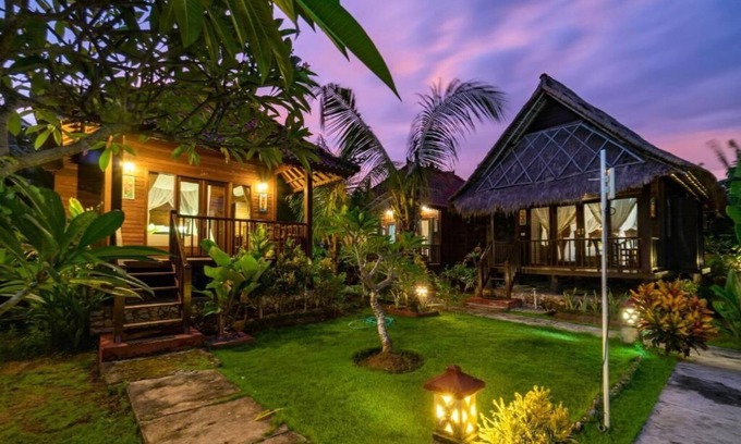 Mushroom Bay Hotel | Sedok Jineng Villa Lembongan