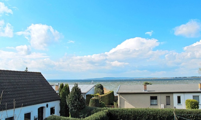 Verchen Apartamento | Seeblick by Interhome