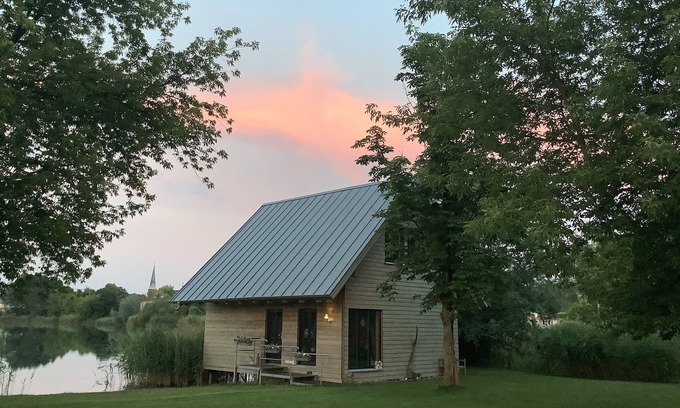 Oberhavel Casa | Seehaus am Wasser, la casa de vacaciones algo diferente