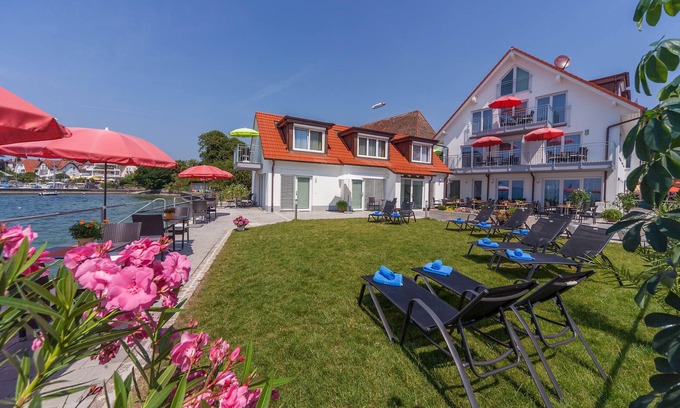 Hagnau Hotel | Seehotel BelRiva, moderno apartamento en el lago, playa, desayuno