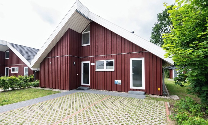 Mirow Casa | Seeschwalbe Classic 322 - Großzügiges Ferienhaus mit Eigener Sauna und Whirlpool