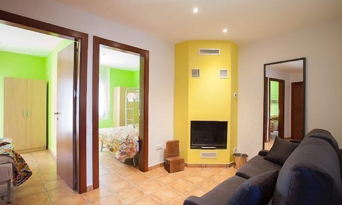 Santa Maria de Corco Cabaña | Casa rural (alquiler íntegro) L'esquirol de L'esquirol para 5 personas